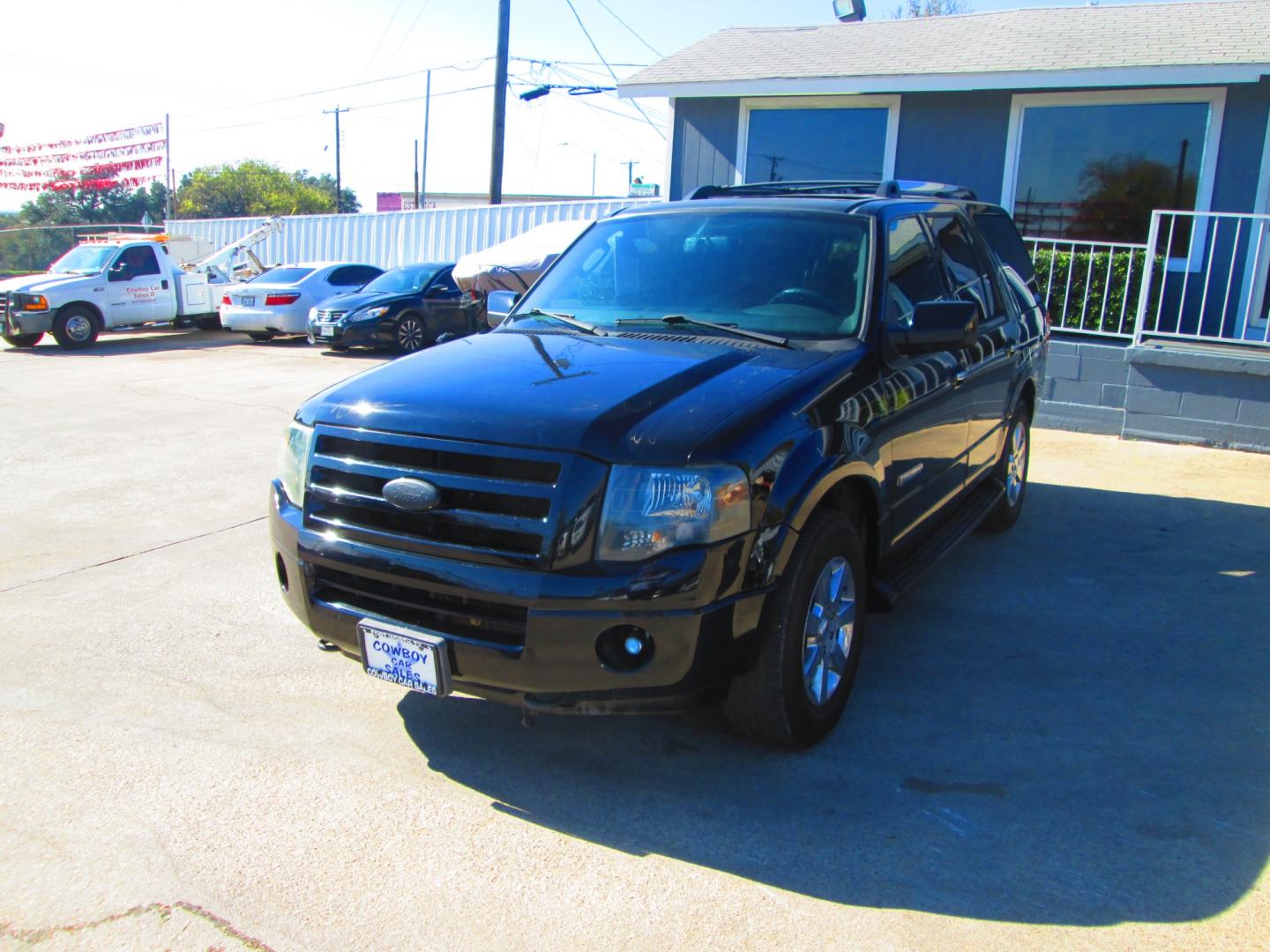 2007 BLACK Ford Expedition Limited 4WD (1FMFU20547L) with an 5.4L V8 SOHC 16V engine, 6-Speed Automatic Overdrive transmission, located at 1815 NE 28th St., Fort Worth, TX, 76106, (817) 625-6251, 32.795582, -97.333069 - Photo#0